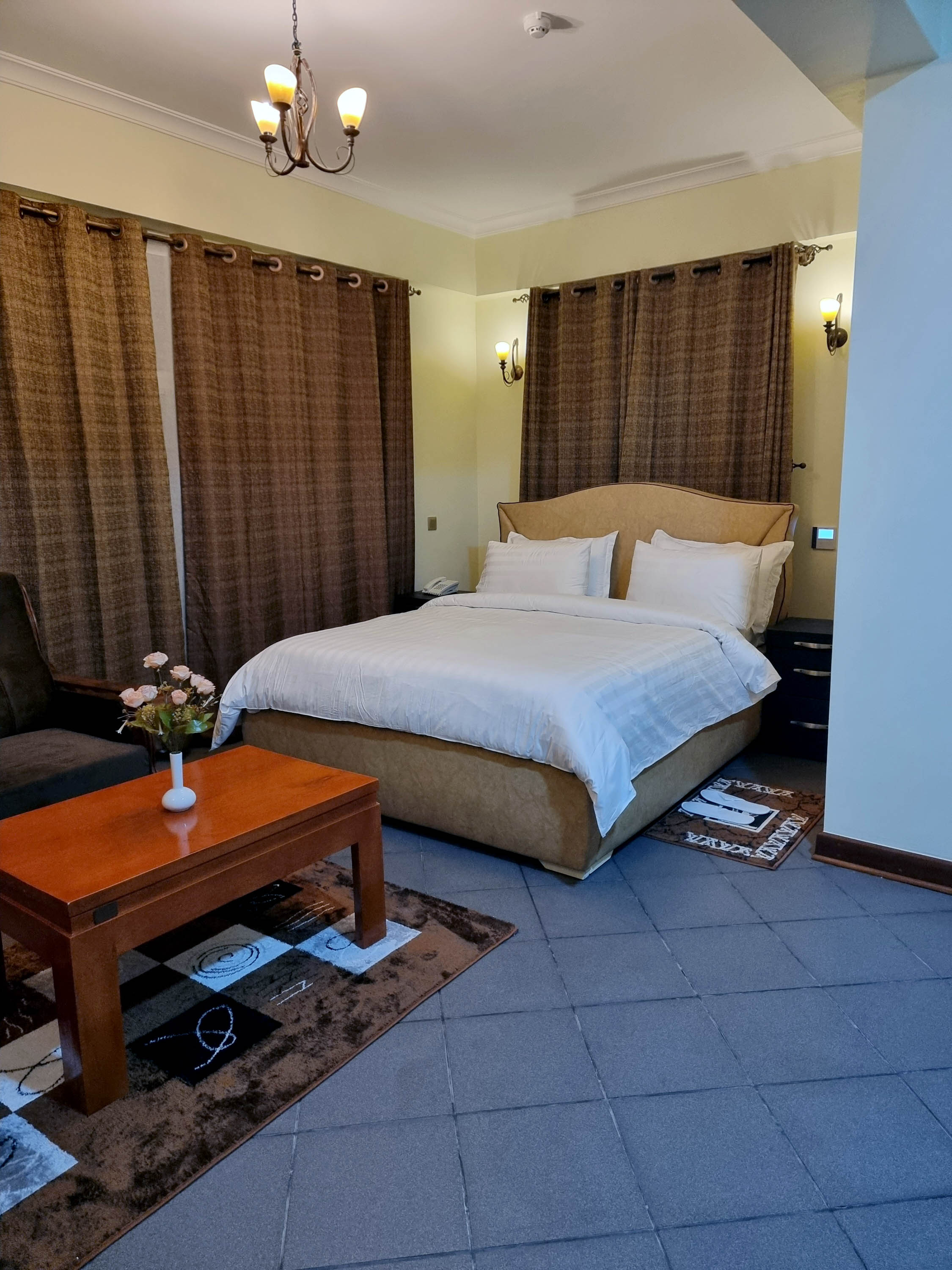 seven skies hotel Arusha